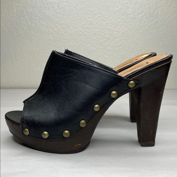 Candie’s Faux Leather & Wood Studded Platform Heel Mules Size 8.5 - Picture 4 of 8